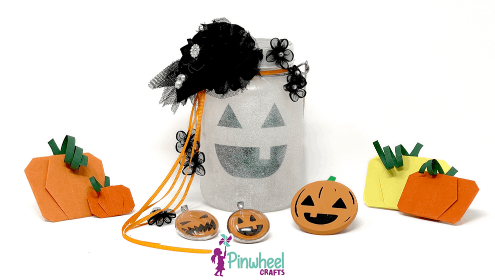 Pinwheel Crafts all-in-one children’s arts and crafts kits, fun diy projects to do with the whole family, screen-free ways to keep kids entertained at home, halloween projects and crafts, cute and spooky jack-o-lanterns, fall decorations, pumpkins